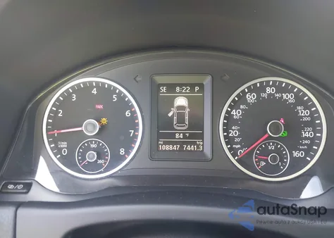 2015 Volkswagen Tiguan S z USA, uszkodzony, nr VIN WVGAV7AX0FW569507